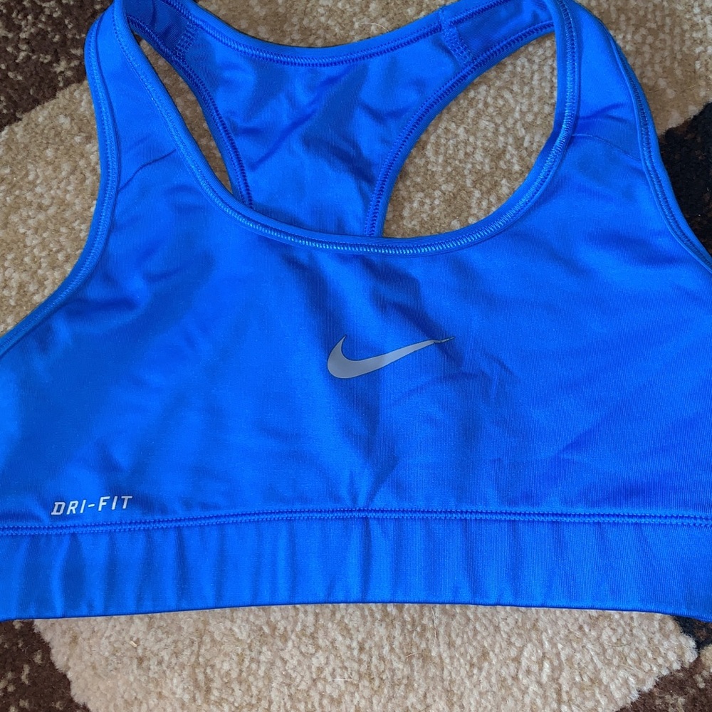 Nike bra